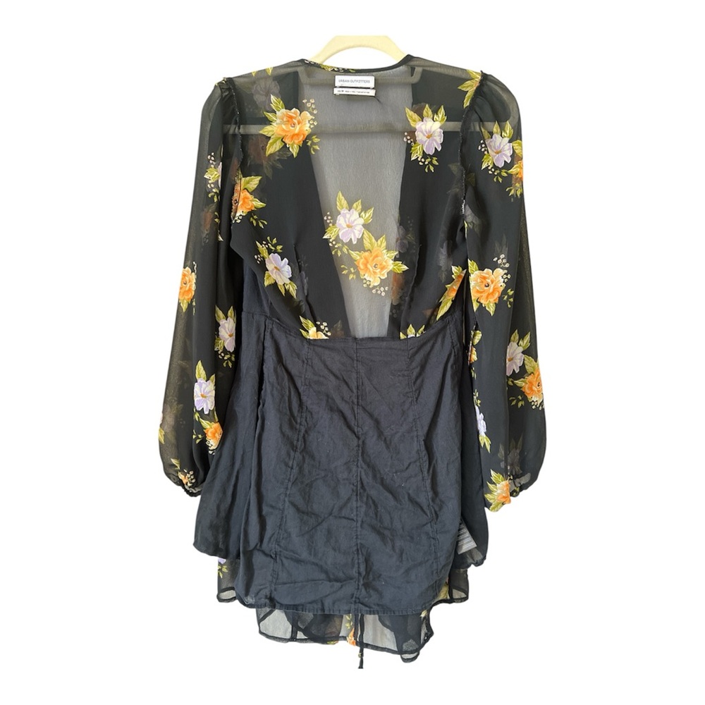 ✨ Urban Outfitters Floral Sheer Tie-Front Mini Dress  Size XS✨ - Picture 5 of 11